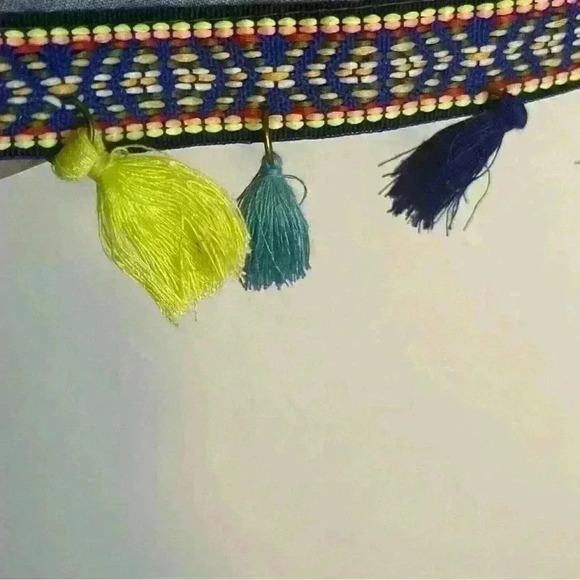 Speed Limit MPH Chambray Tassel Top size medium - Picture 8 of 8